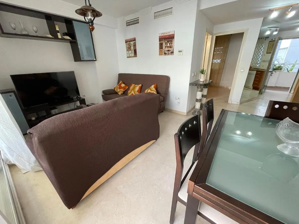 公寓 Estepona Beach Suites. Playa 西班牙