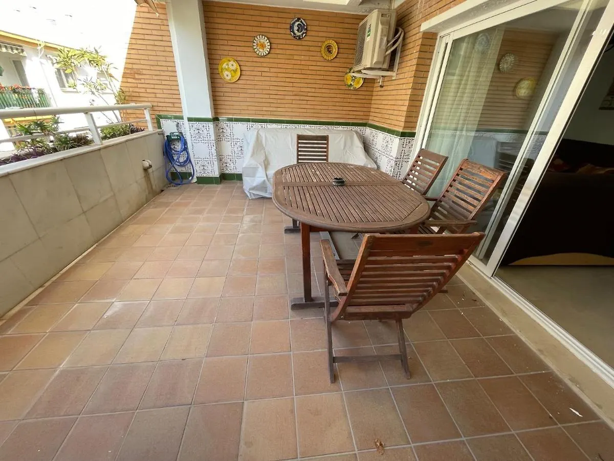 Estepona Beach Suites. Playa Apartment