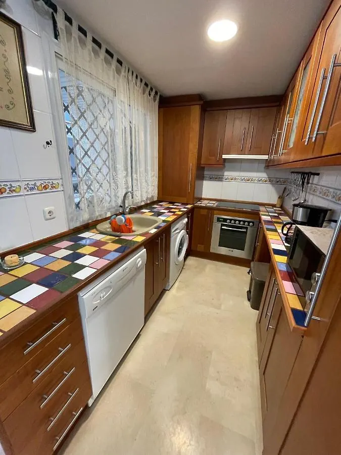 Estepona Beach Suites. Playa Apartment